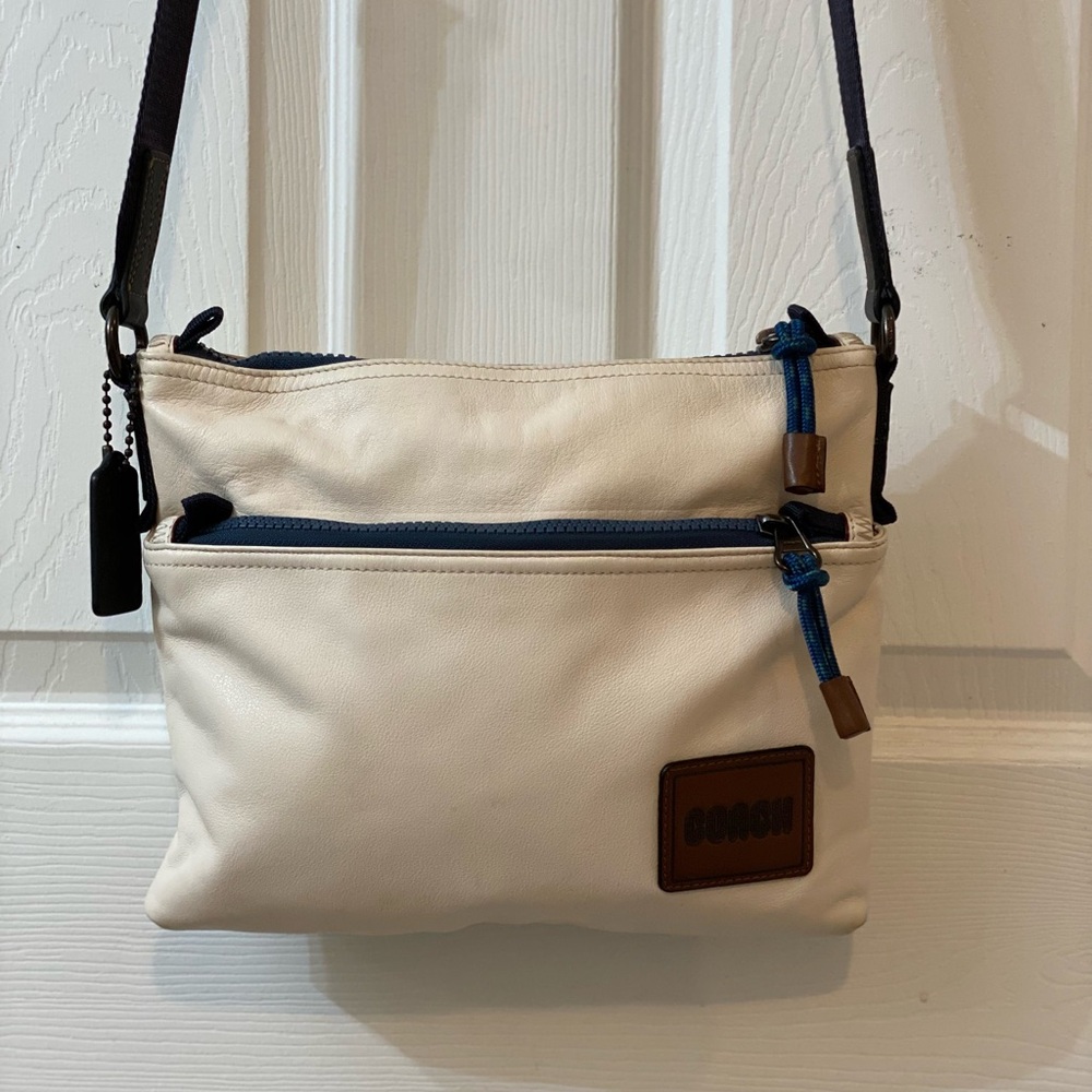 COACH PACER Messenger 25, Coach Pacer crossbody Men’s bag 11.5 by 9 inch - Picture 2 of 10